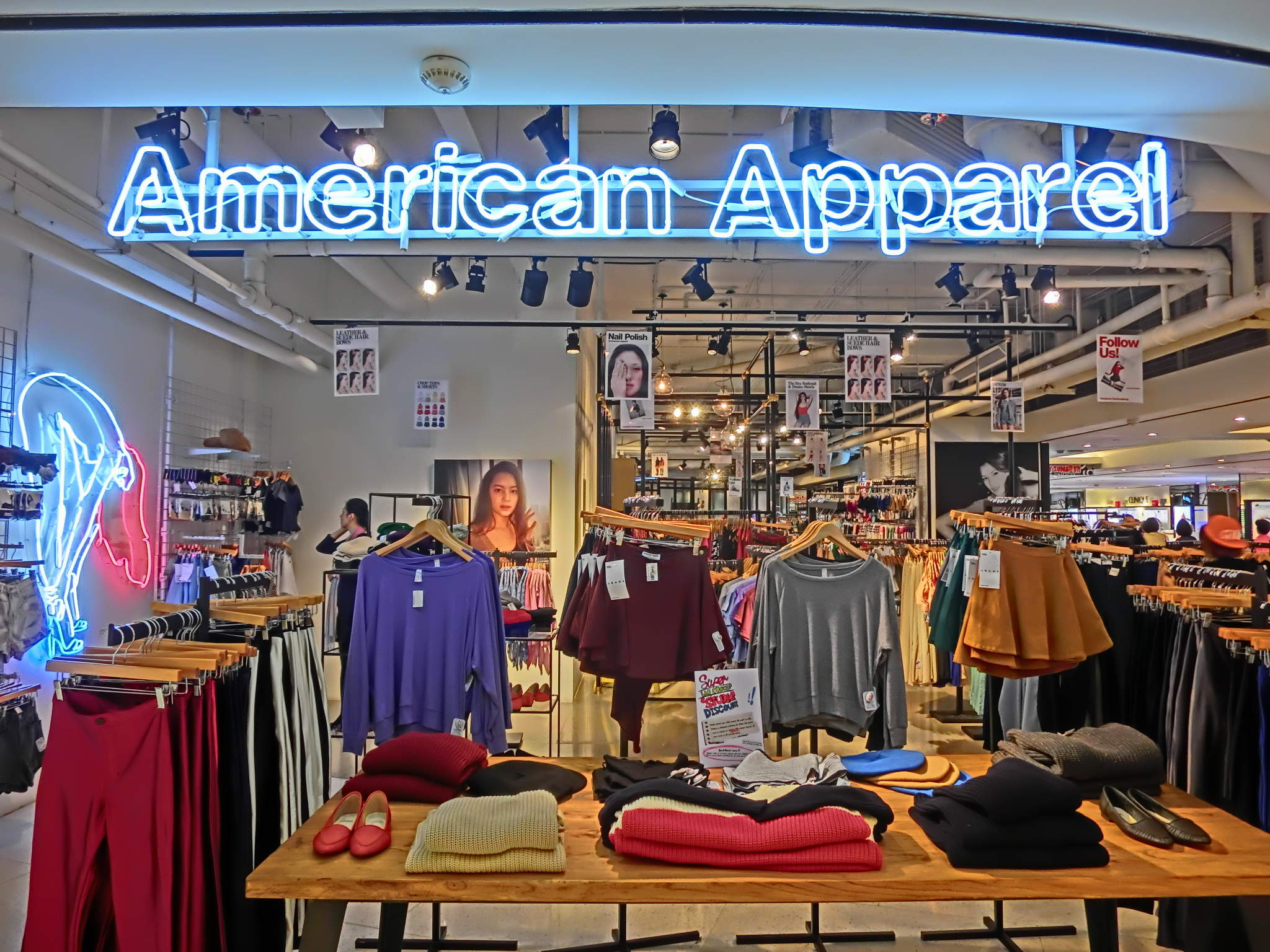 American cheap clothing stores clearance
