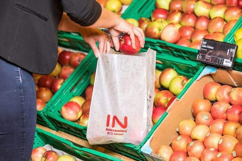SPAR Austria trials reusable paper bags for fruit and vegetables