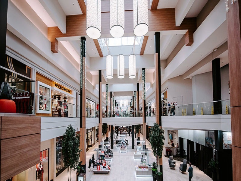 Roseville MN's Rosedale Center renovation adds Von Maur