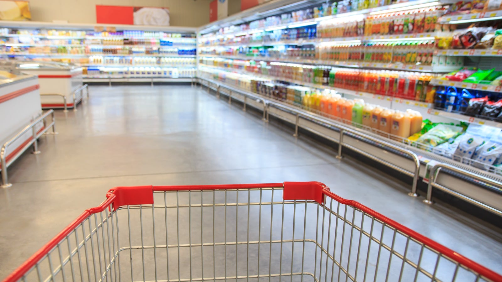 Advanced analytics and predicting market trends in FMCG