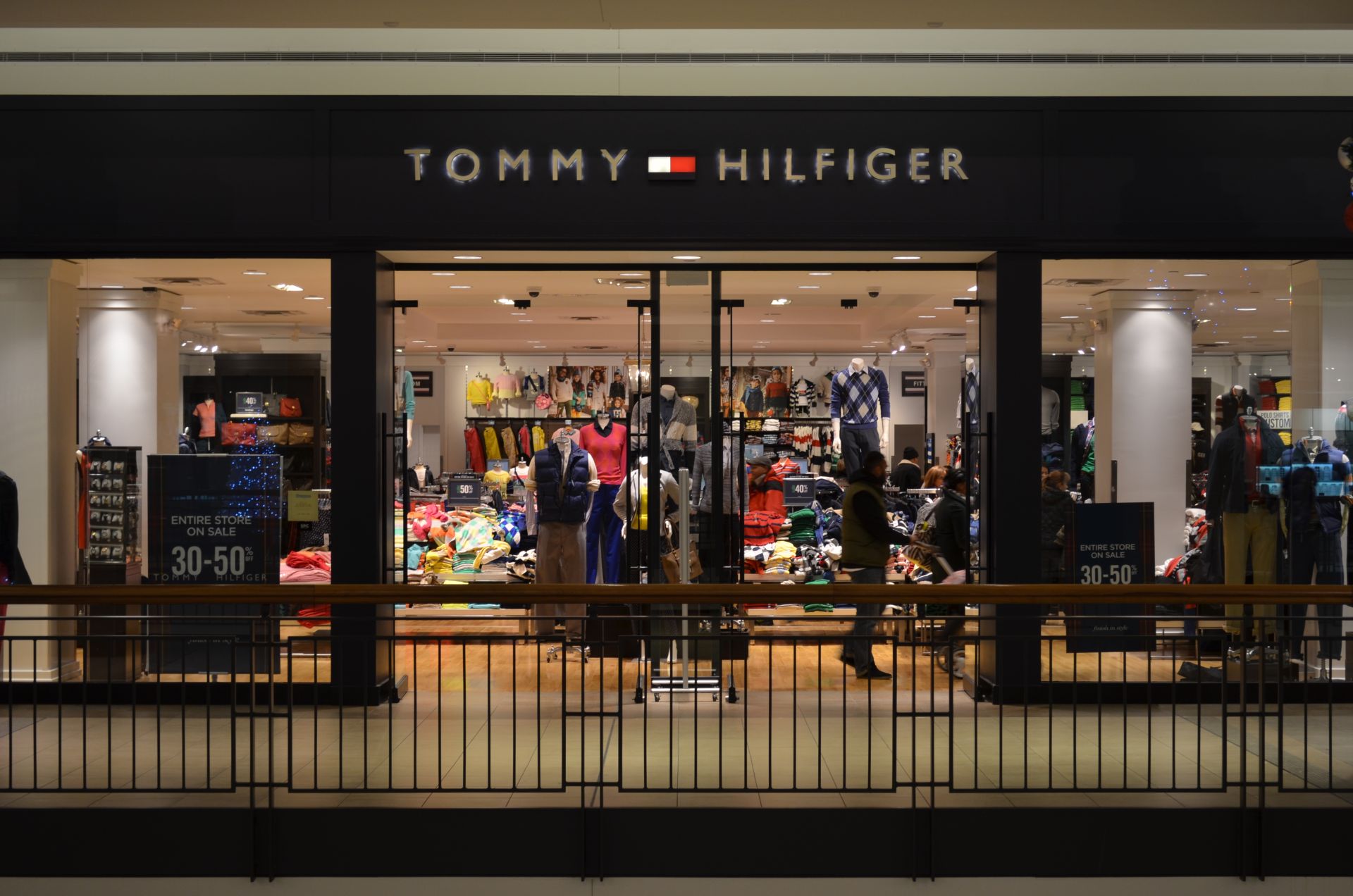 Tommy hilfiger outlet store in usa