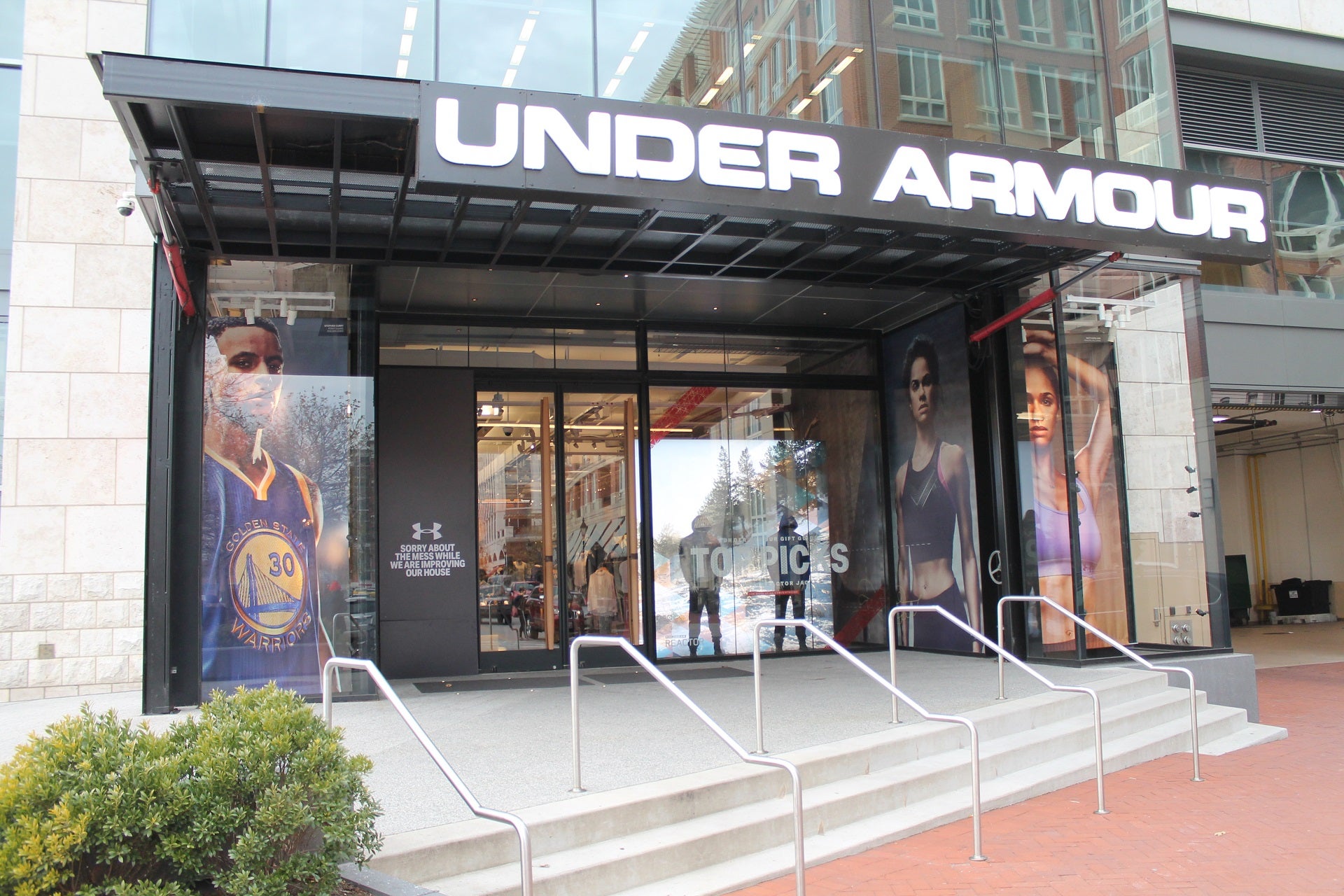 Under Armour reports growth in first-quarter revenue