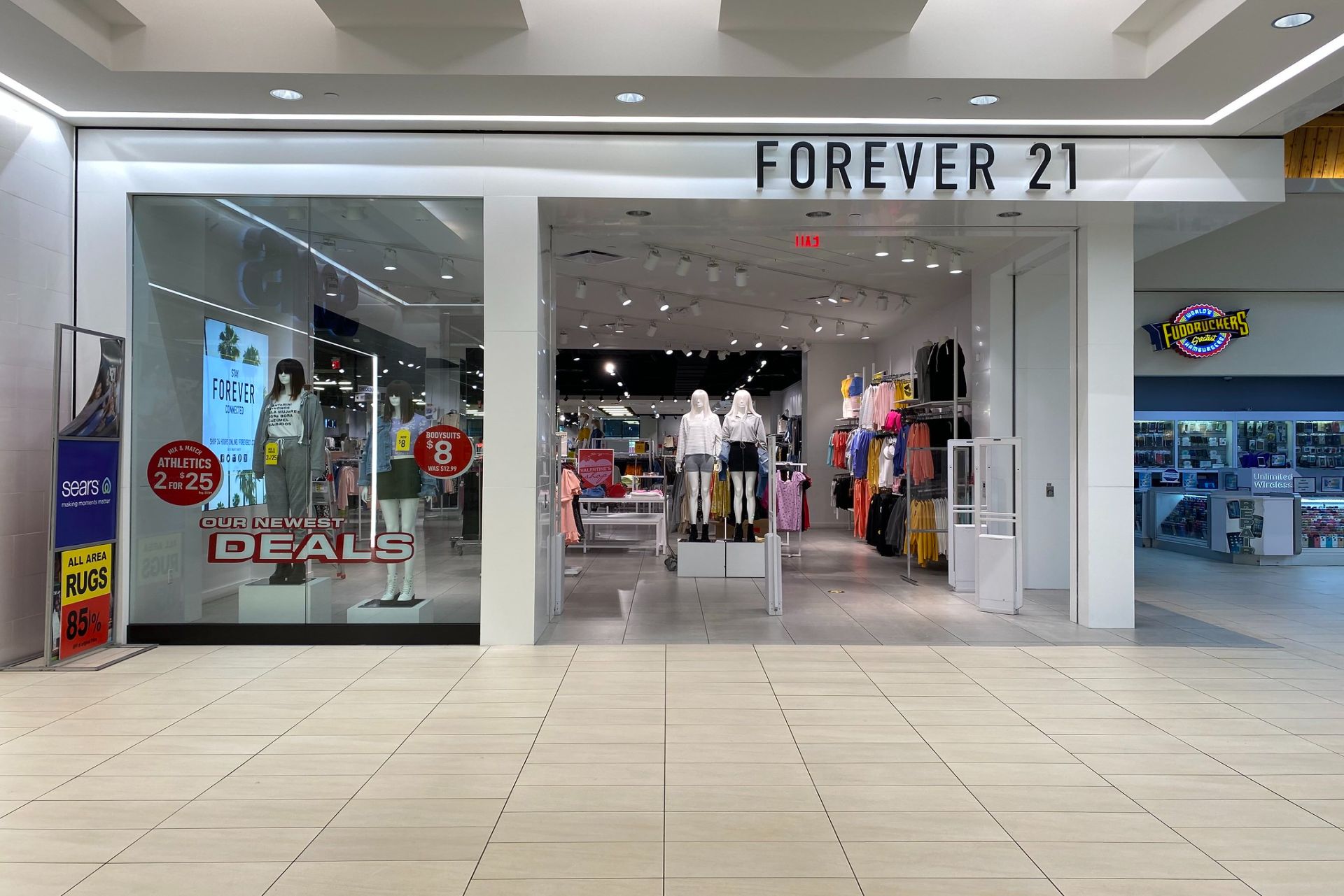 Forever 21 to close Canadian stores