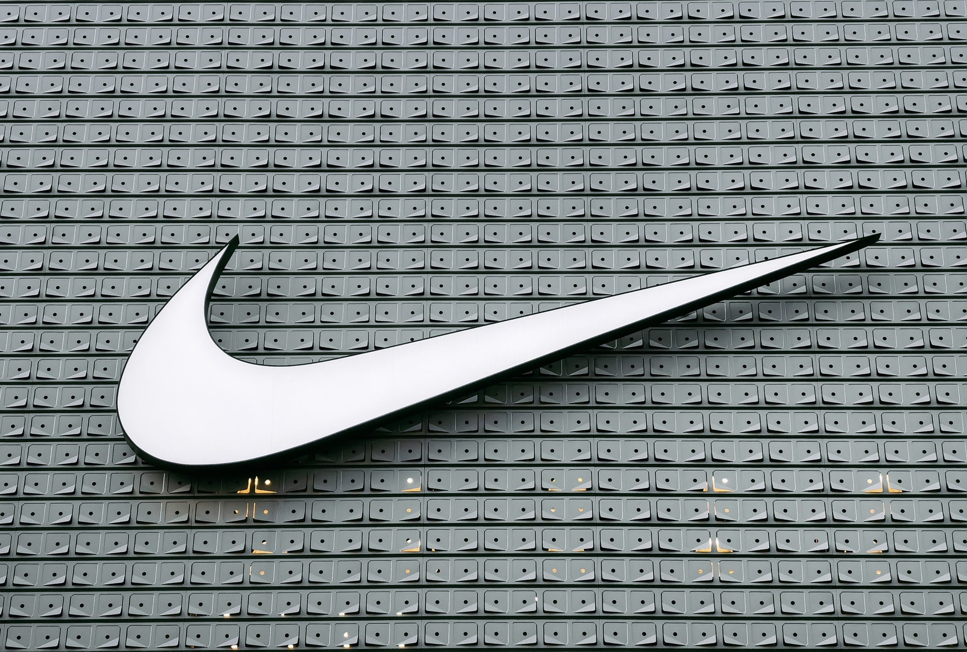 Nike exits Russian market by cancelling IRG franchise contract Nike exits Russian market by cancelling IRG franchise contract