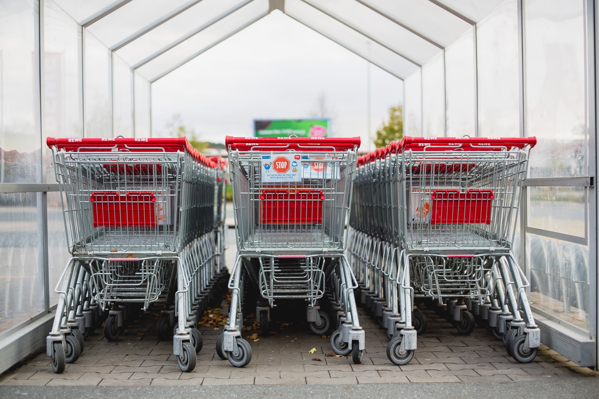 ONS survey finds that UK retail sales rose by 1.4% in April ONS survey finds that UK retail sales rose by 1.4% in April