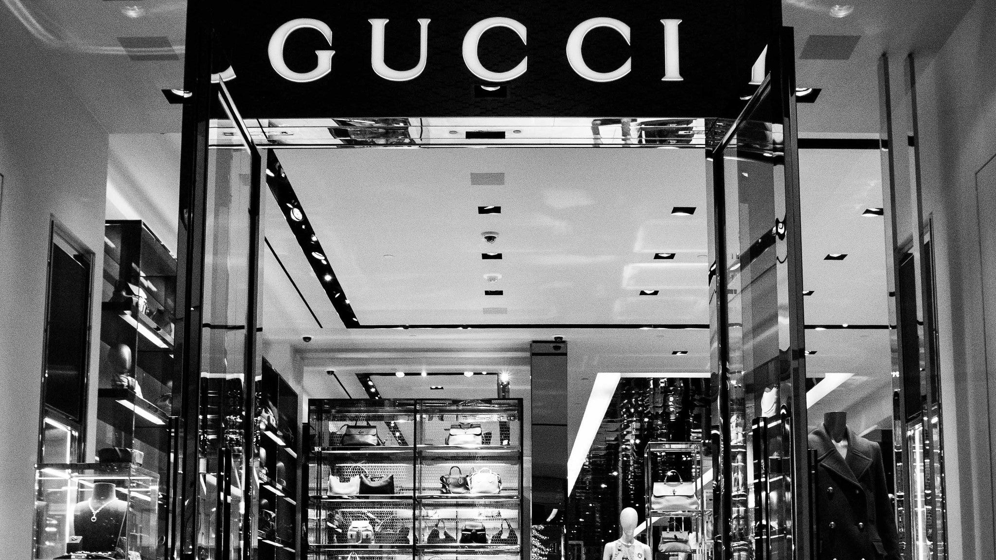 Gucci owner Kering reports 15% increase in revenue for FY22