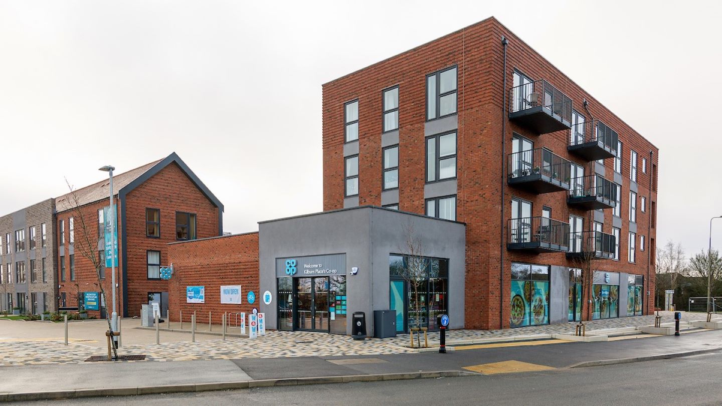 Co-op opens convenience store in Oxfordshire, UK