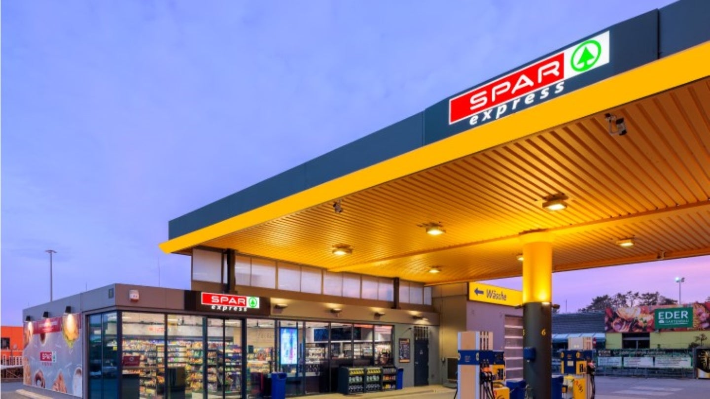 SPAR Austria and JET pilot five SPAR Express forecourt stores