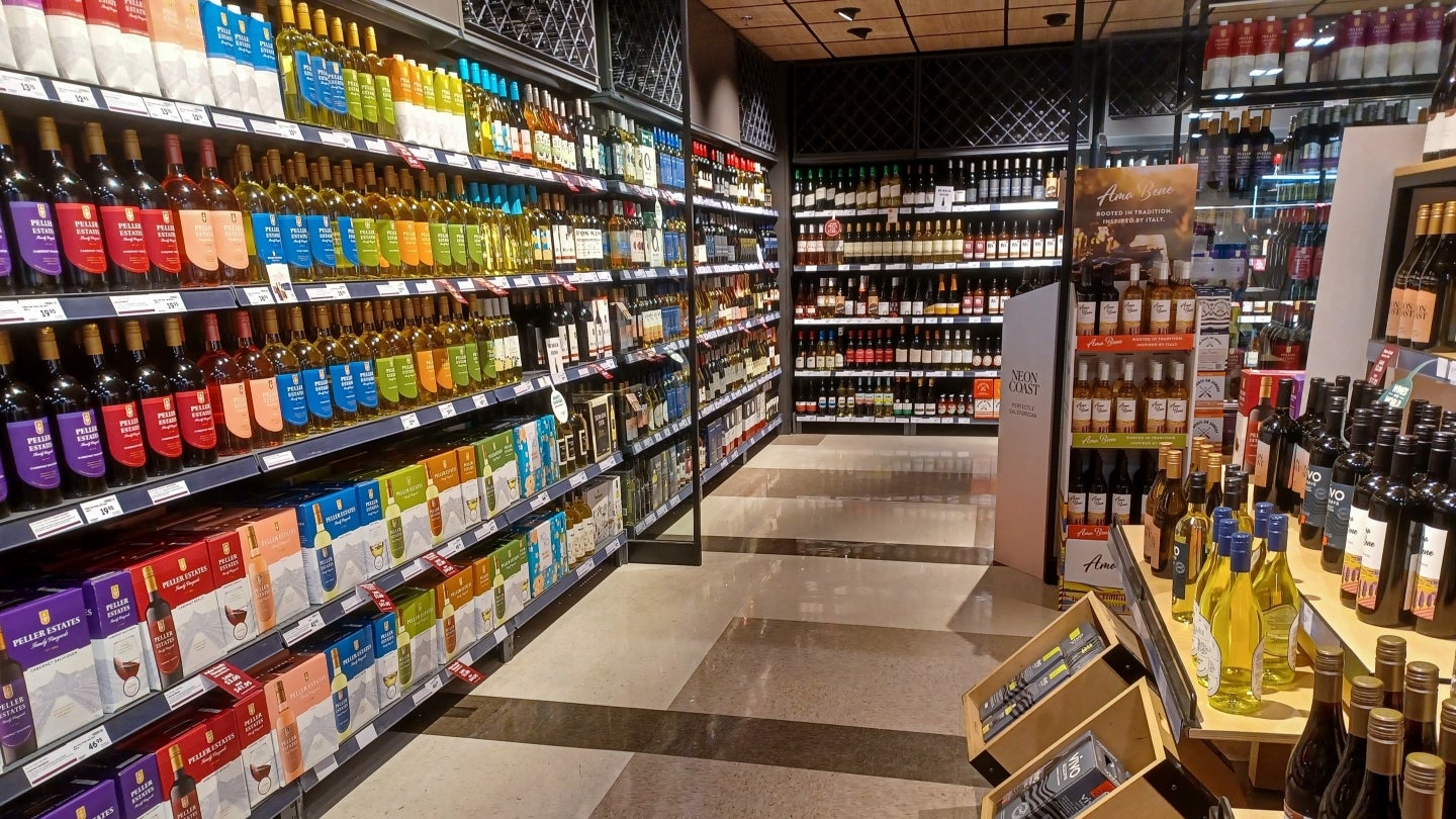Canada’s core retail sales fall 0.7% in April despite overall monthly gain