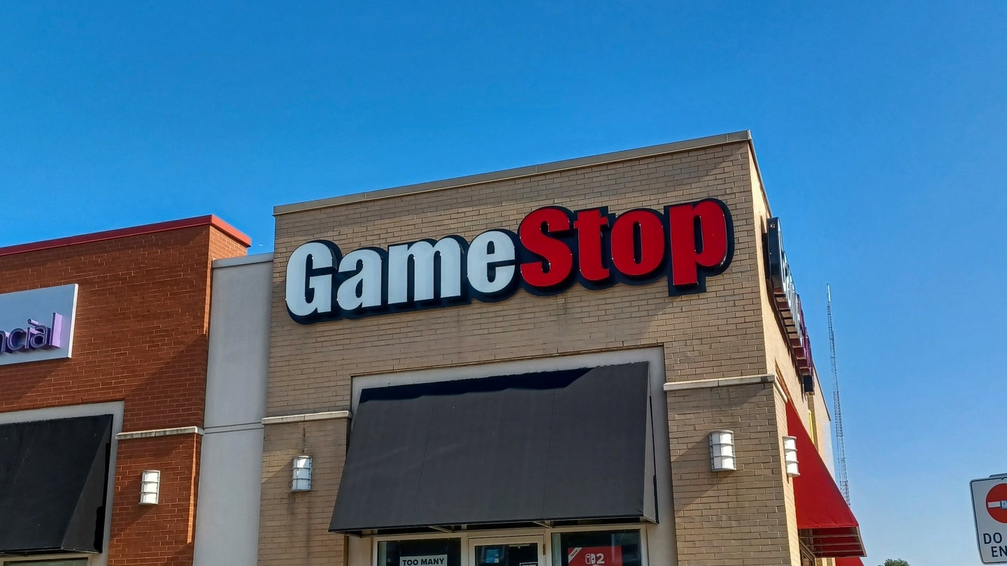 GameStop projects revenue drops ahead of Q2
