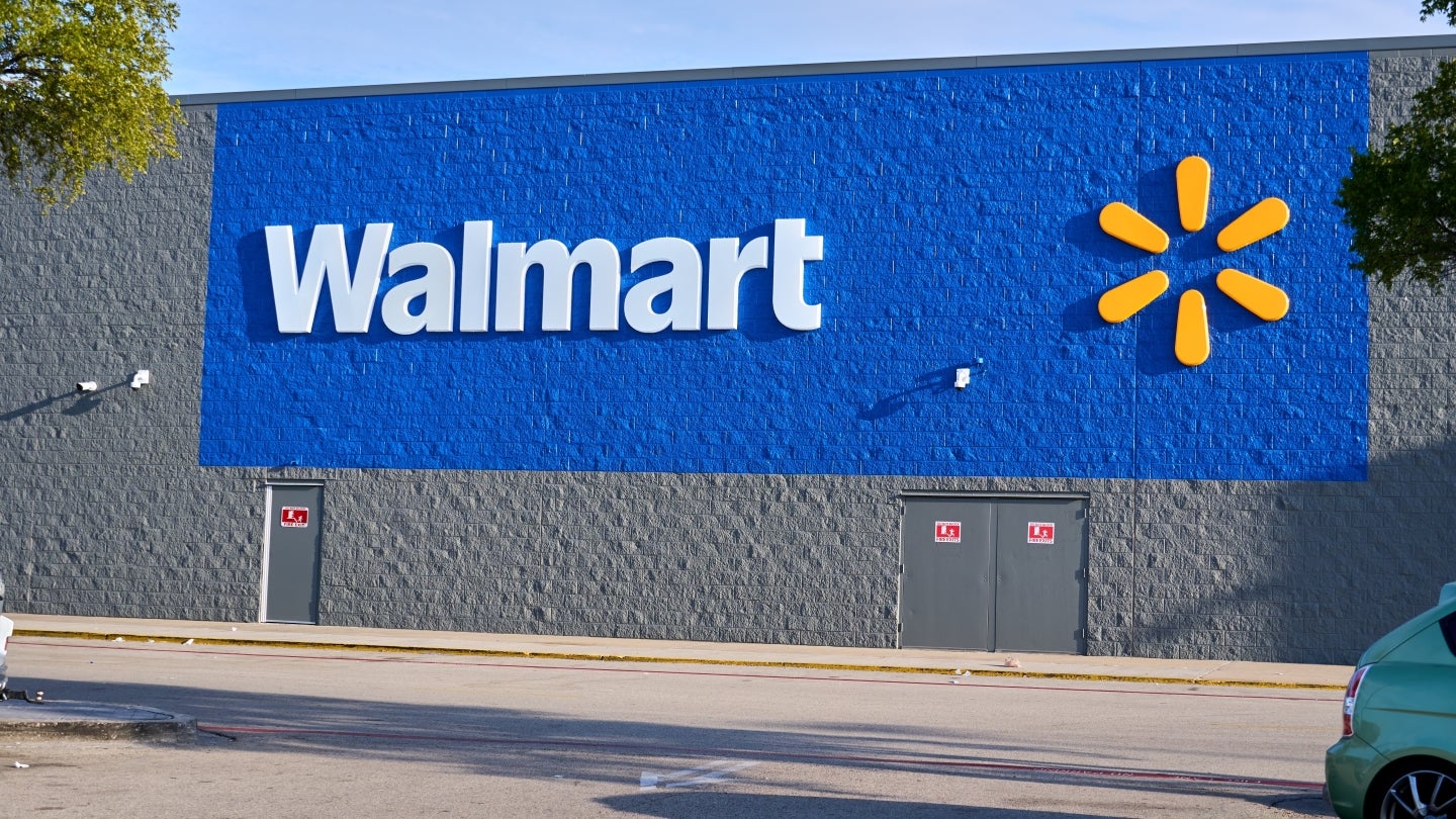 Walmart to offer US associates 250-plus free prescription medicines
